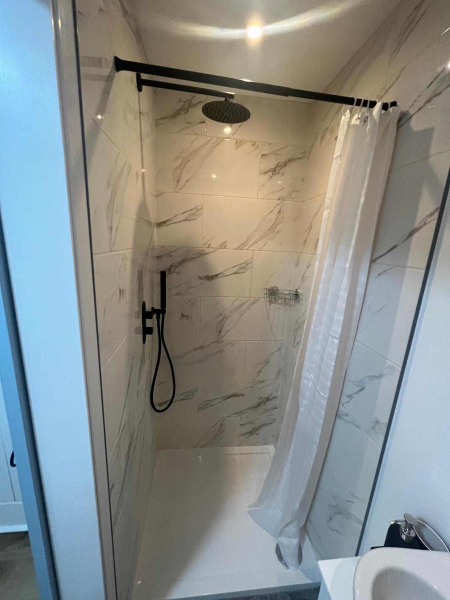 Appartement Teddington Little Gem Londen